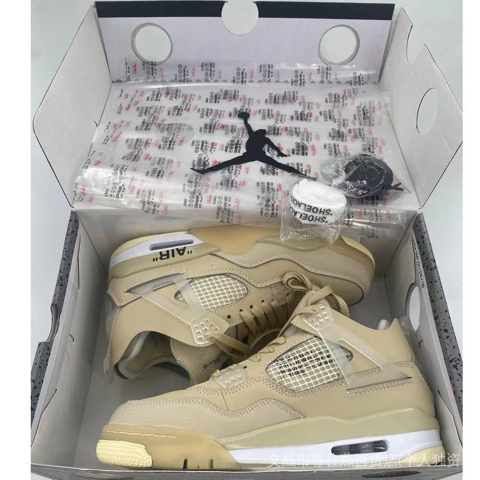 รองเท้าผ้าใบ Off-White x Air Jordan 4 SP Sail ปี 2020