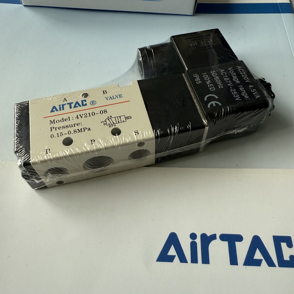 ไต้หวัน Yadeke นิวเมติกโซลินอยด์วาล์ว 4V210-08AC220V 4V21008A 4V21008B 6PTF