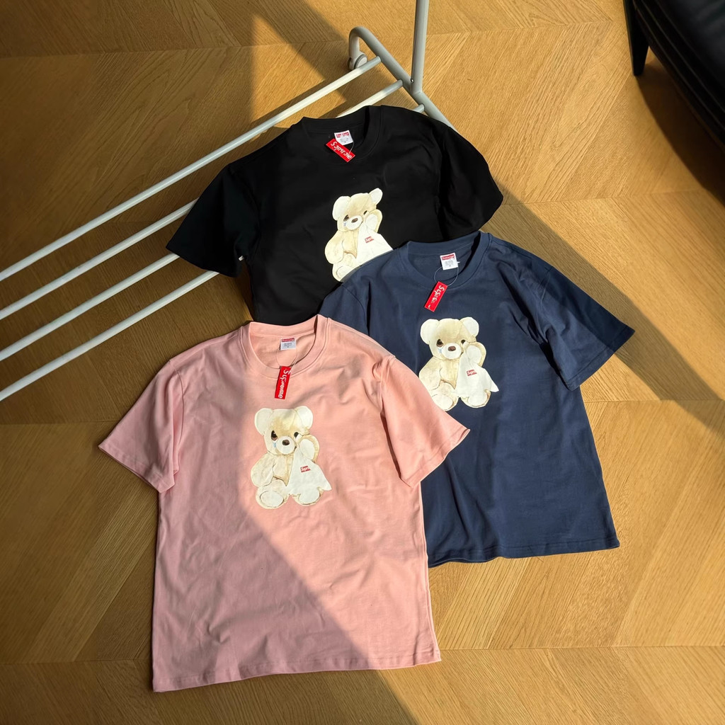 GBUM Supreme WEEK18mmer Tee เสื้อยืดฤดูร้อนหมีพิมพ์รูปแบบรอบคอเสื้อยืดผู้ชายผู้หญิงสไตล์เดียวกัน