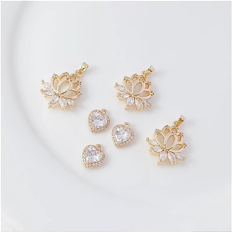จี้สร้อยคอ สร้อยข้อมือ ประดับเพทายคริสตัล รูปหัวใจ ดอกบัว สีทอง 14k แฮนด์เมด DIY