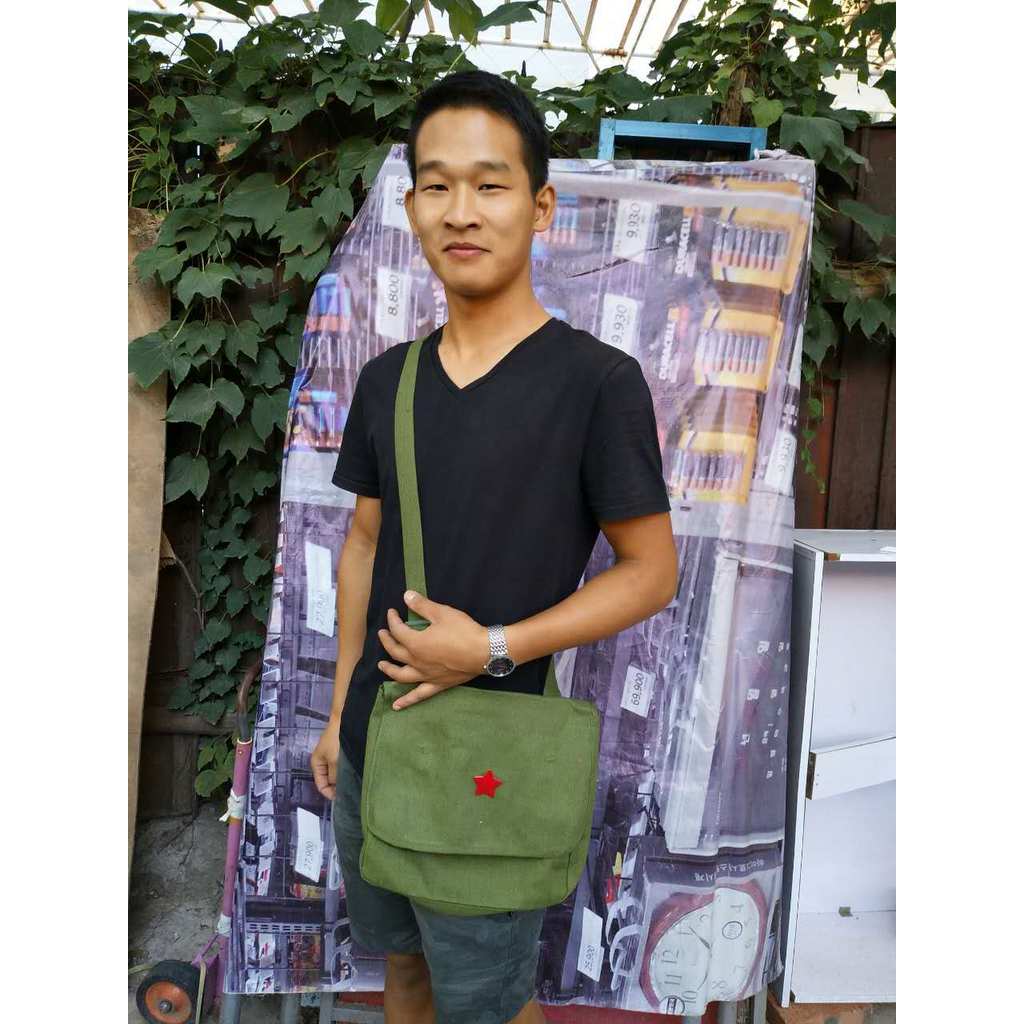 ให้บริการคน Old-fashioned Messenger Bag Red Guard Bag Lei Feng Bag Green Army Nostalgic School Shoul