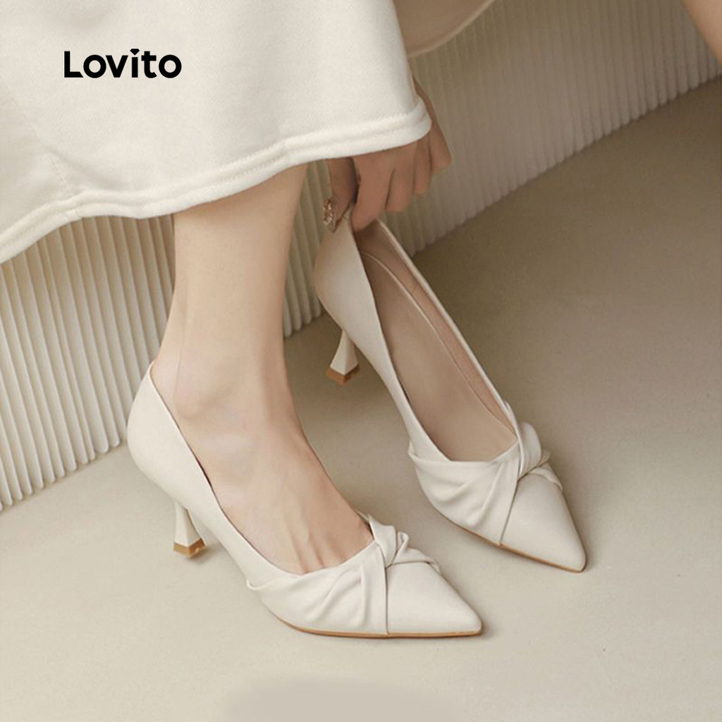 Lovito ส้นสูงเรียบหรู Twist คลาสสิก และสามารถใช้ได้ทุกฤดู เข่าสีดำ LFA86068