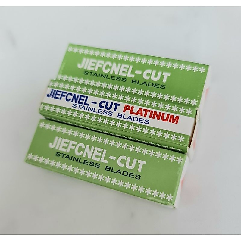 JIEFCNEL-cut คุณภาพดี 1 กล่อง (10ใบ) อุปกรณ์สักคิ้ว