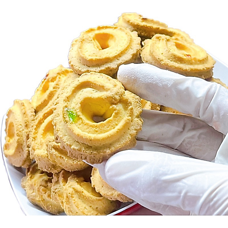 คุกกี้เนยรสวนิลาน้ำหนัก750กรัมราคา135บาท