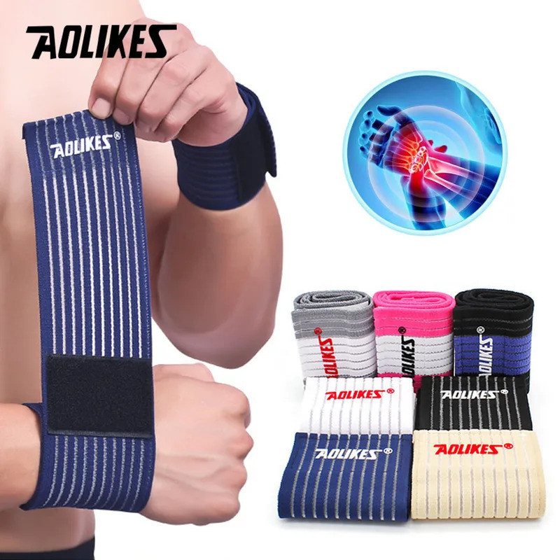 AOLIKES Adjustable Carpal Tunnel Braces, Lightweight Wrist Wraps for Fitness Sports - Working Out, S