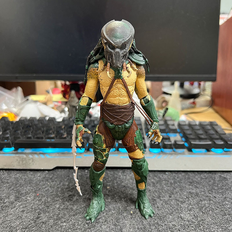 ของแท้ First Edition NECA NECA Predator Second Wave Elephant Face TRACKER PAREDATORS รุ่นเคลื่อนย้ายได้