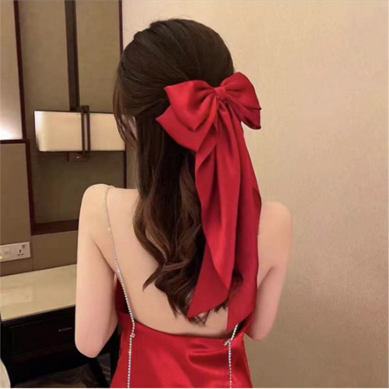 กิ๊บติดผม โบว์ใหญ่ วัสดุผ้าซาติน  กิ๊บติดผมริบบิ้น คริสต์มาส COD    ส่งไวจากไทย