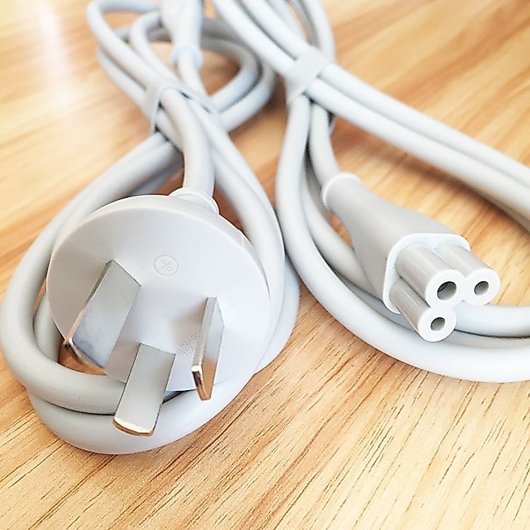 Mini Wall Breaker เครื่องทํานมถั่วเหลืองความร้อนกล่องอาหารกลางวันไฟฟ้าสุขภาพหม้อถ้วย Plum Blossom ลวดสามรูทองแดง Core PD