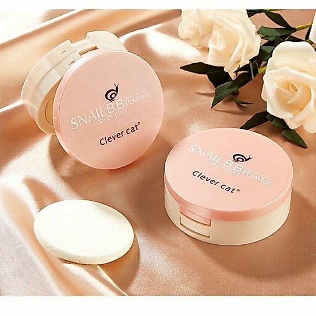 ขายดี Clever Cat แป้งหอยทาก 2 ชั้่น Snail B.B Powder Cover Pact No.8457