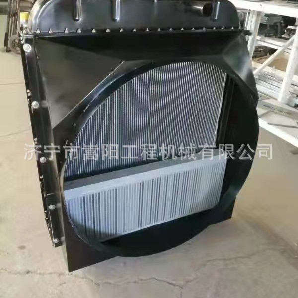 ETX955生产厂家9F560-02C000000A0装载机水箱总成