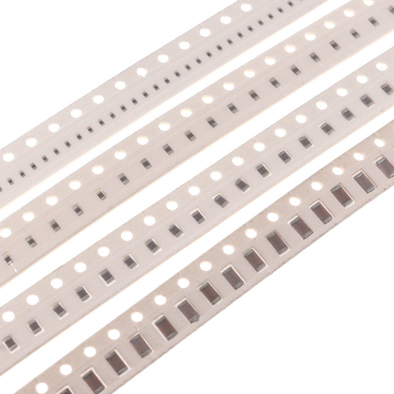 ชิปตัวเก็บประจุ 0402 0603 0805 1206 3.9 PF 39PF 390PF 391 50V