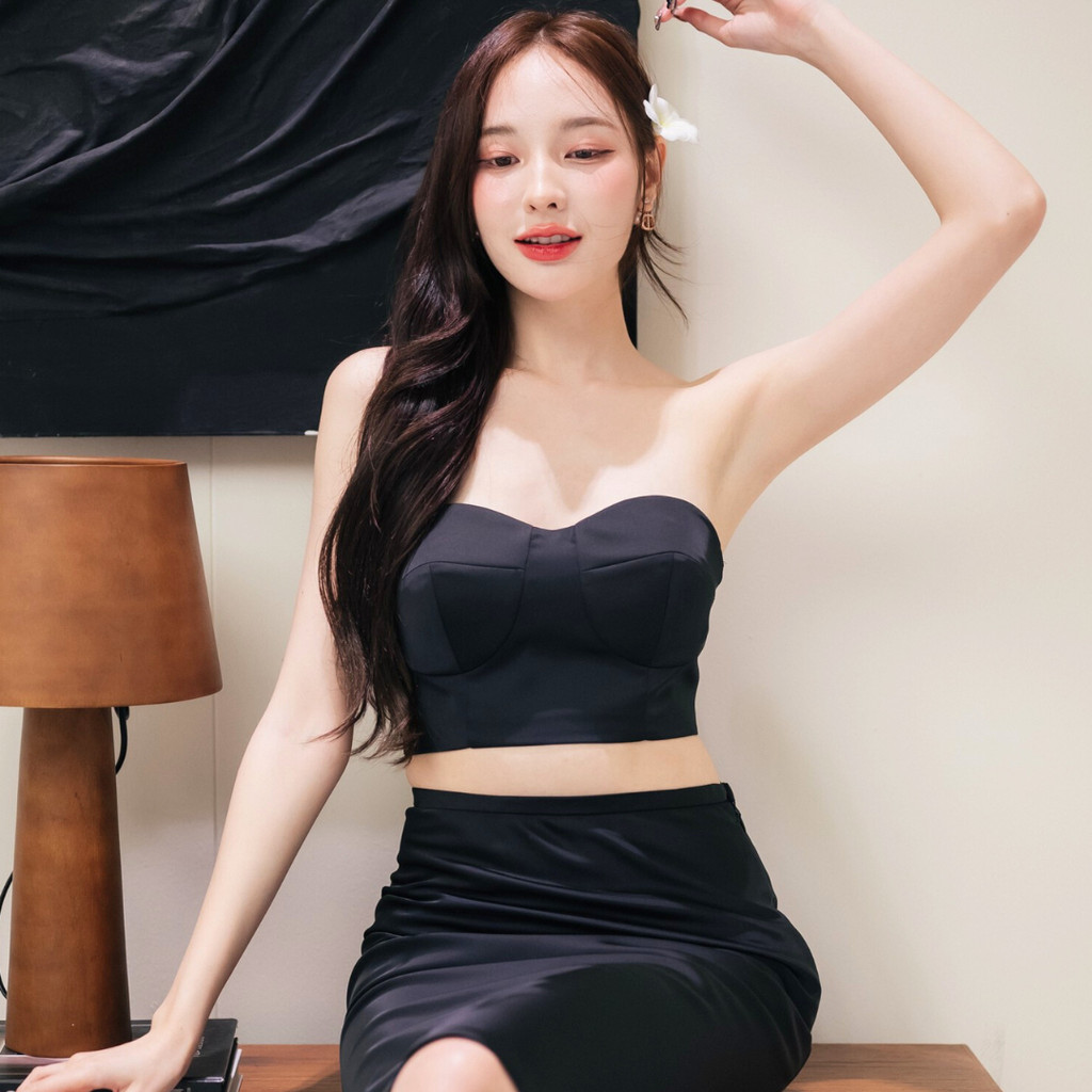 Lism S-053 Eternal Satin Bustier เสื้อครอปเกาะอก