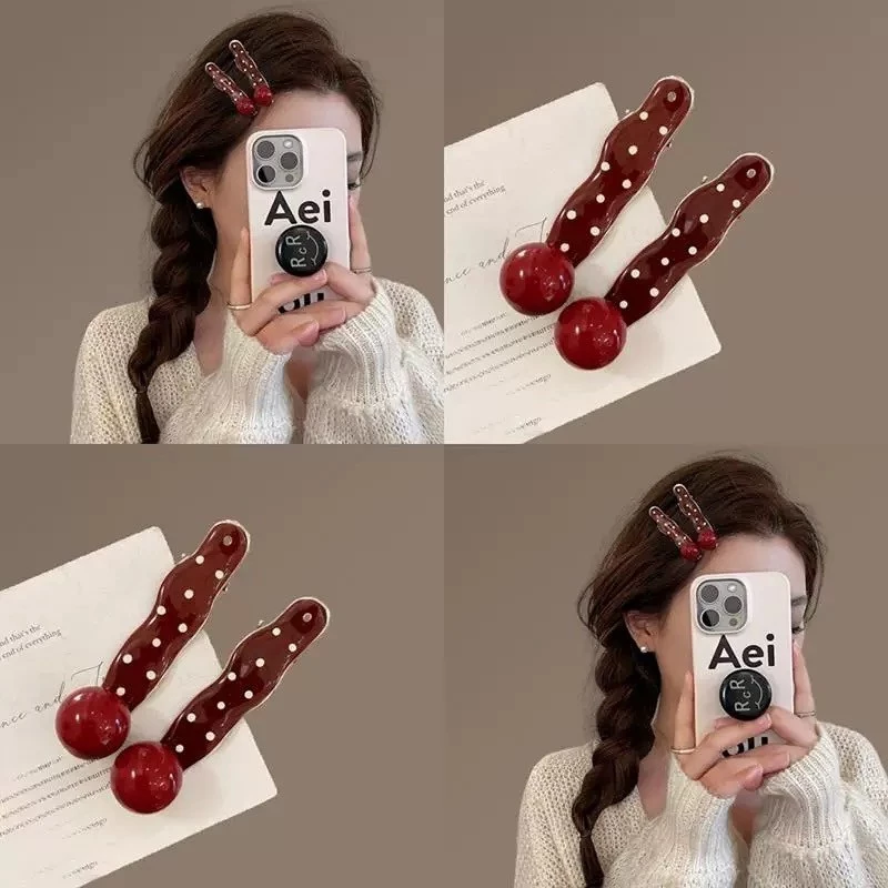 กิ๊บติดผม 1ชิ้น โทนสีแดงลายจุด พร้อมส่ง มาใหม่