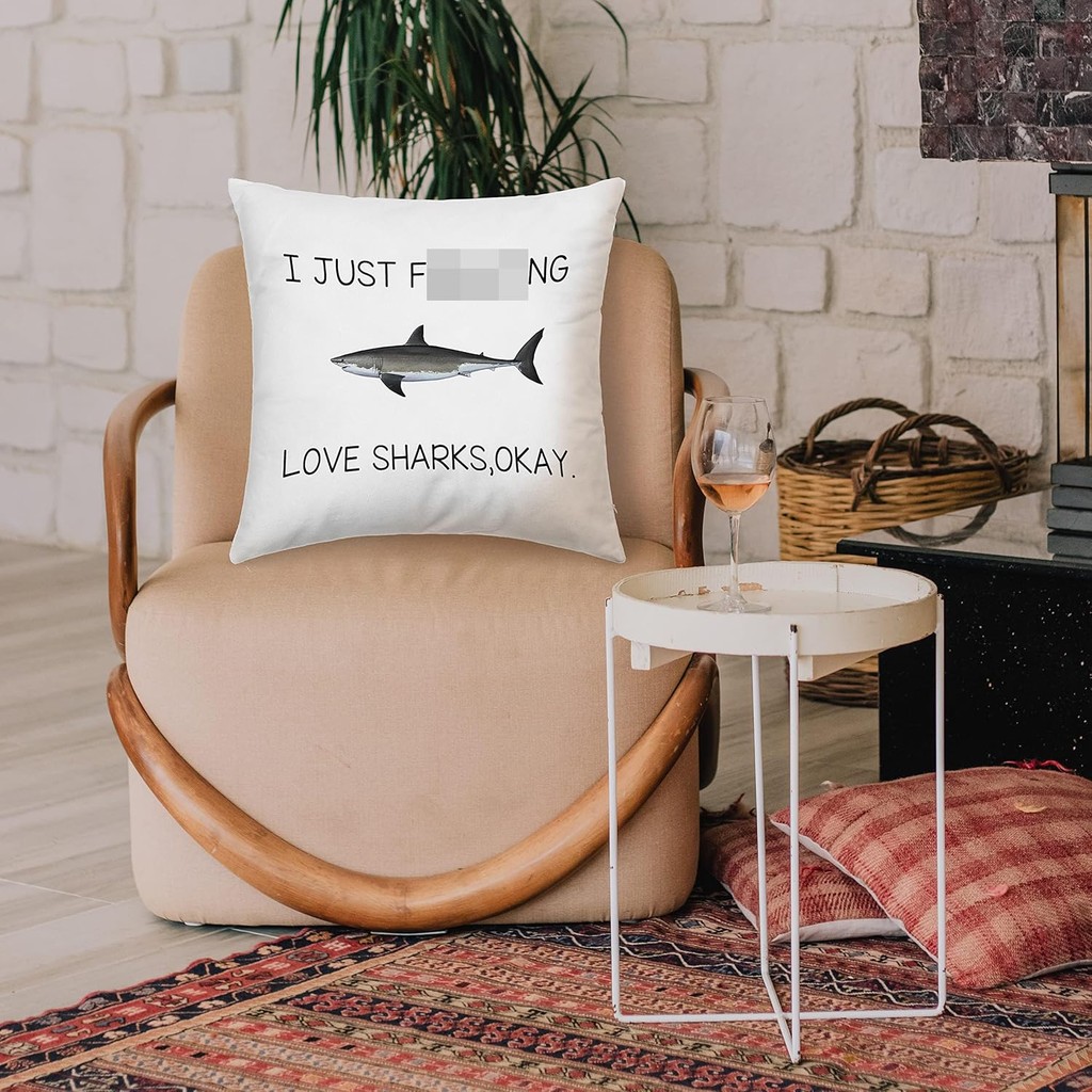 เบาะครอบคลุมและหมอนตกแต่ง tema ฉลาม ขนาด 18x18 นิ้ว สไตล์สัตว์ทะเลสำหรับบ้าน และเป็นของขวัญ Shark We