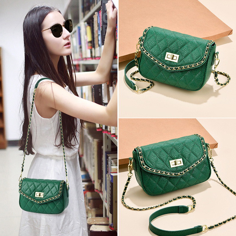 กระเป๋าสี่เหลี่ยมเล็ก Ami สำหรับสาวๆ