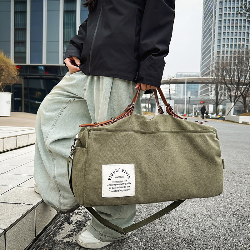 【Ready Stock】 Travel Bag Men's Large Capacity Travel Luggage Bag Travel New High-Grade Sports Fitnes