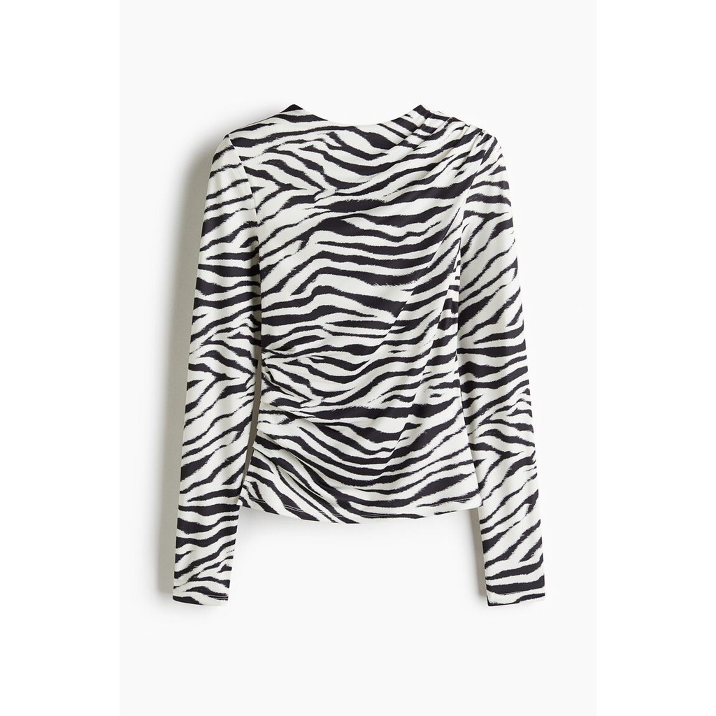 H&M(เอชแอนด์เอ็ม) เสื้อท่อนบนดีไซน์ระบาย ผู้หญิง 1301658_3