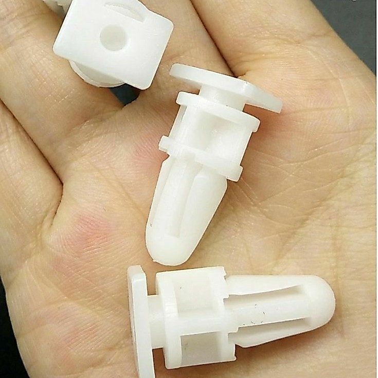 หมุดยึดกาบล่างประตู 51471840961 For BMW 3 5 7 ประSeries E30 E36 E39 E38  Rivet Clip Retainer Fastener