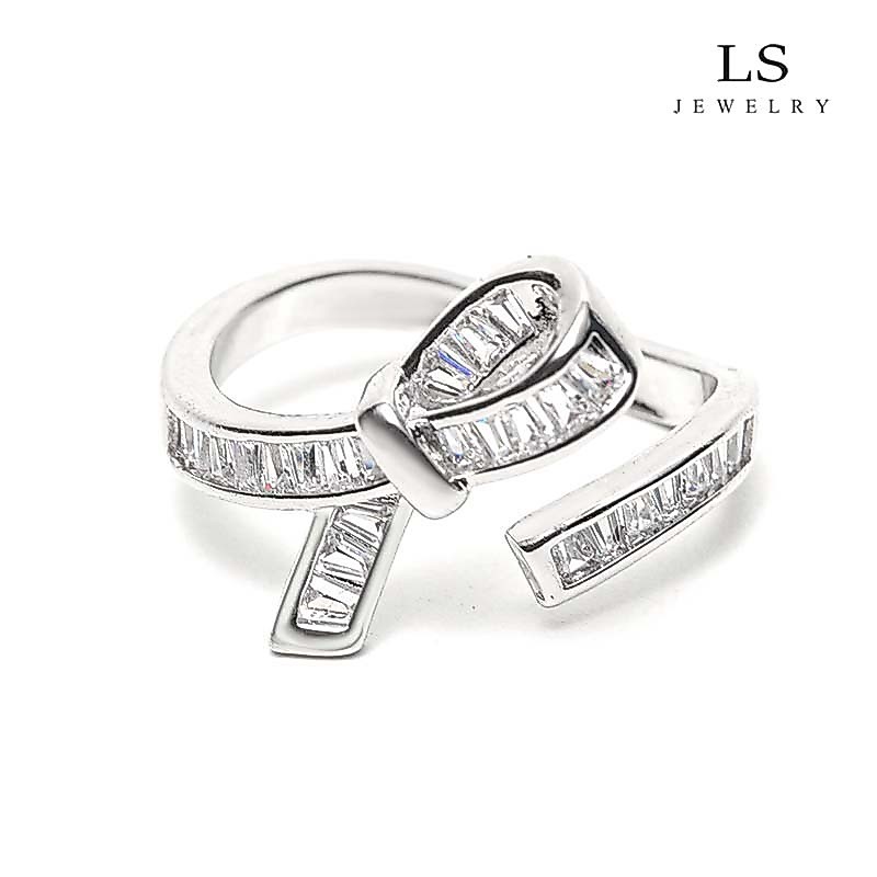 LS แหวนโรแมนติกโบว์แหวนผู้หญิง r2920