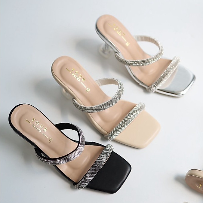YOURSHOES 333 / รองเท้าส้นสูง 4 นิ้ว แต่งสายเพชร 2 ตอนหนังเงา รองเท้าผู้หญิง