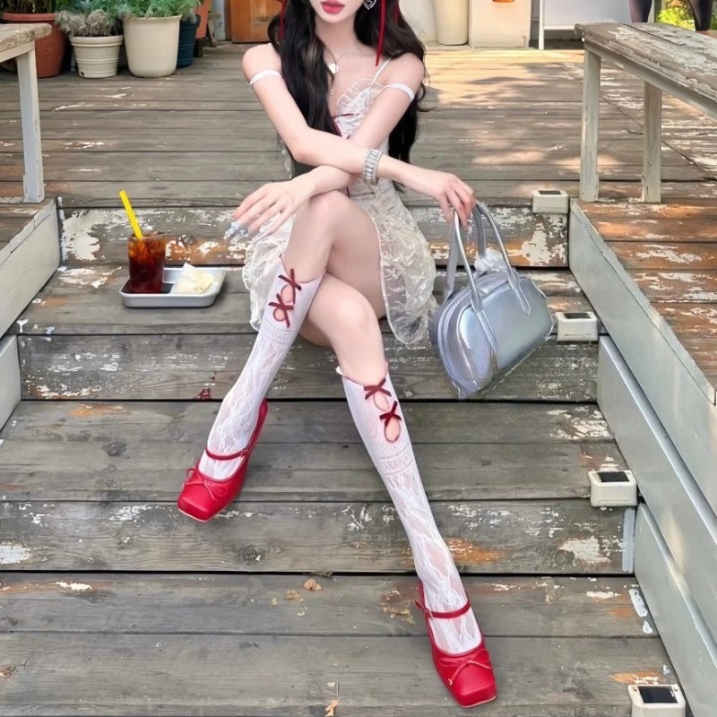 ถุงเท้าลูกวัวญี่ปุ่น สไตล์ lolita หวาน สีแดงมีโบว์ แบบหลอดกลวง - รูปที่ 2