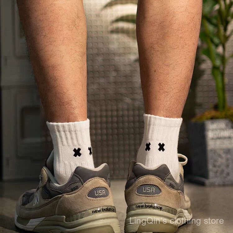 [ข้อเสนอพิเศษ] ถุงเท้าผู้ชาย อินเทรนด์ ผ้าฝ้ายแท้ ดูดซับเหงื่อและระงับกลิ่นกาย Tefel