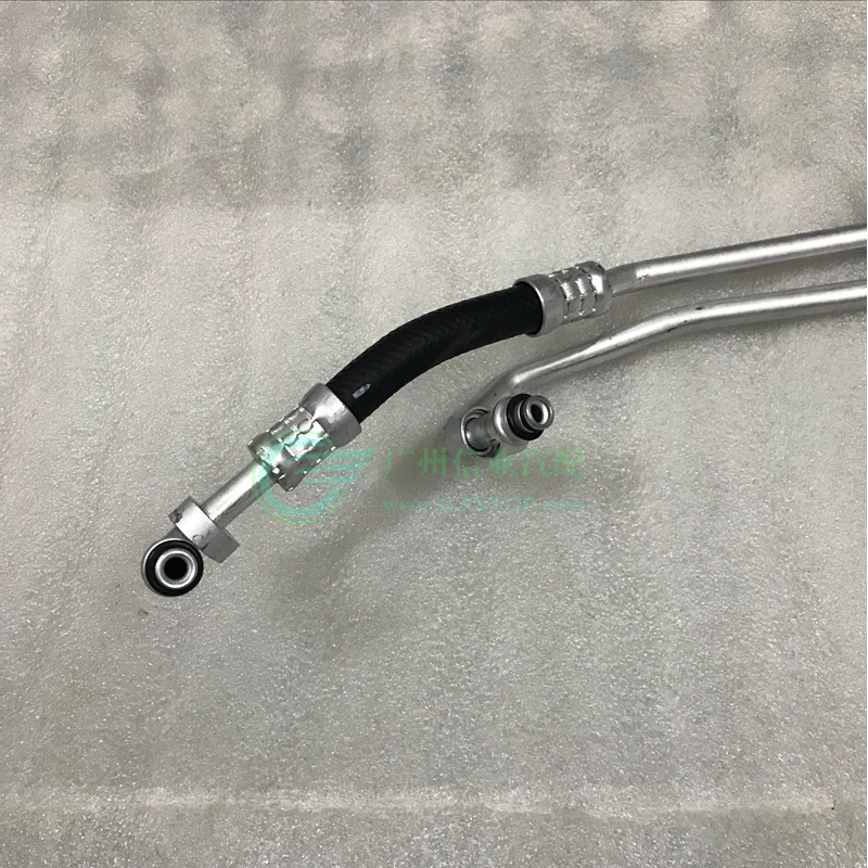 เหมาะสําหรับ Zhongtai Damai X5SR7SR9T600Z700T700 Wave กล่องท่อระบายความร้อนเกียร์ Cooling ท่อน้ํามัน