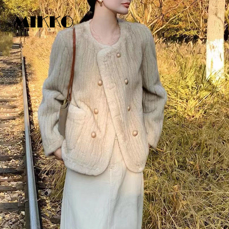 เสื้อแจ็คเก็ตผู้หญิงฤดูใบไม้ร่วง มิngo 2024 แขนยาวรอบคอ สไตล์คลีนิก พอดีตัว ใช้วัสดุมิงค์และขนสัตว์แ