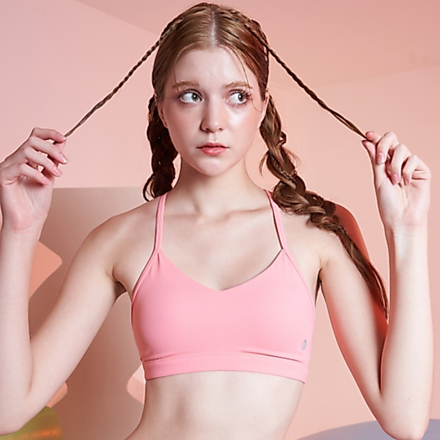 TA ACTIVE GRETA SPORTS BRA เสื้อสปอร์ตบรา คอวี มีทั้งแบบสีพื้นและลายพิมพ์ ชุดออกกำลังกายผ้หญิง
