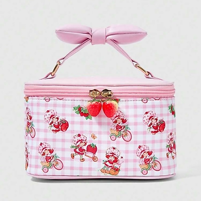 (พร้อมส่ง ) Strawberry Shortcake กระเป๋าเครื่องสำอาง มีช่องใส่แปรงด้านใน หูจับโบว์