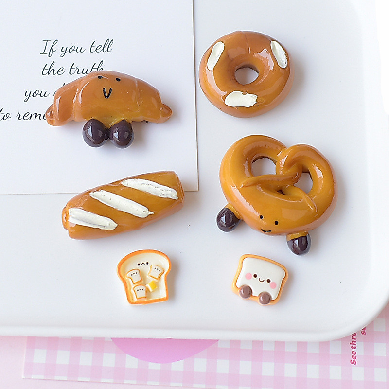ชุด DIYCabochons น่ารัก สำหรับขนมปังโดนัท 10 ชิ้น พร้อมวัสดุตกแต่งและกล่องเครื่องเขียน