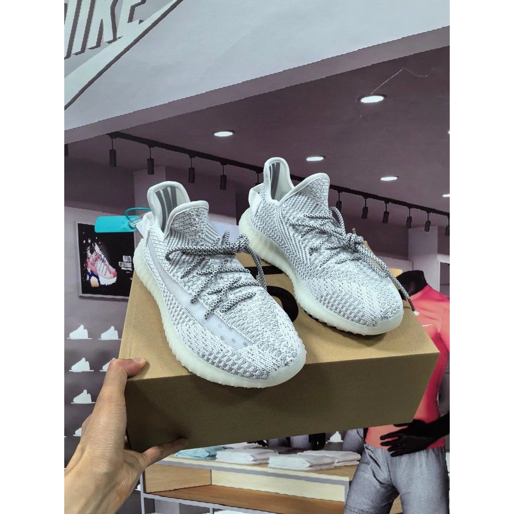 118 จัดส่งฟรี Yeezy 350 Coconut 350 White Angel Code Number 36-44