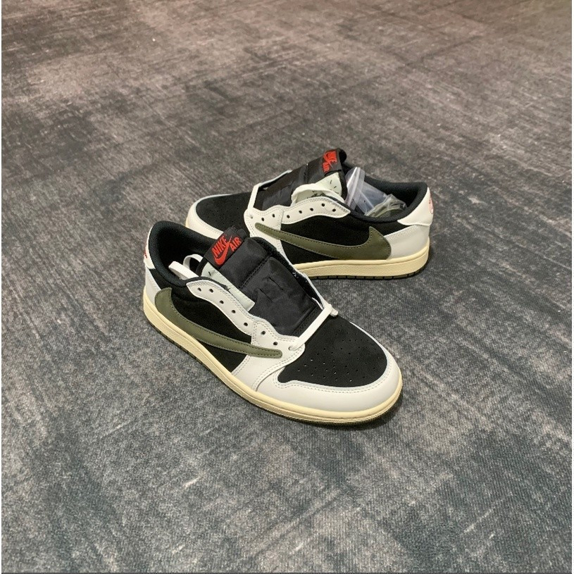 รองเท้าผ้าใบ Travis Scott Air Jordans 1 Low OG Olive SRS