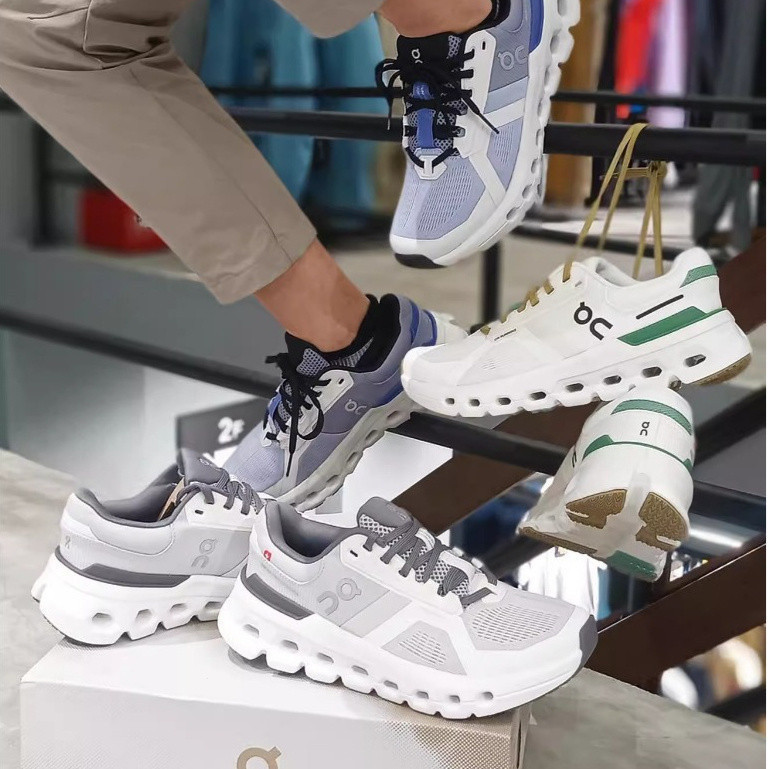 男女网球裤Cloud Runner 2 และสนับสนุน @749 UFS