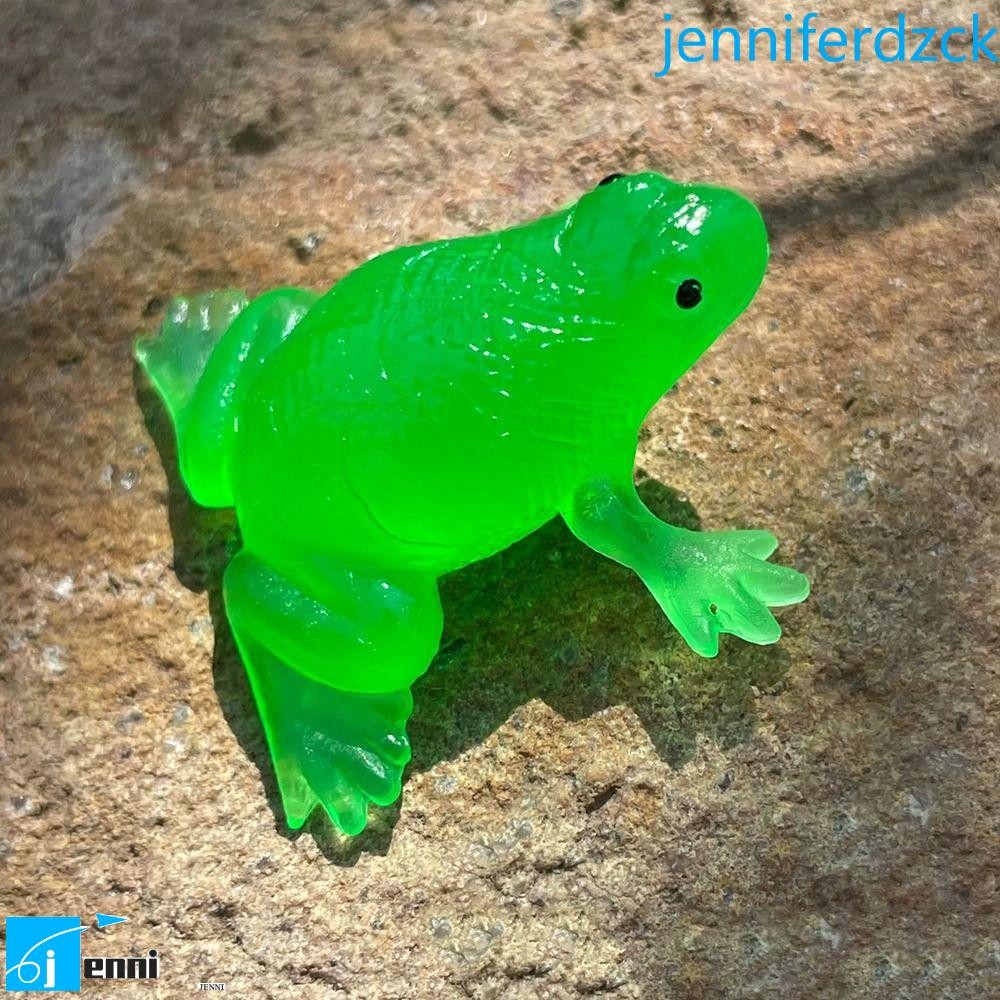 JENNIFE Spoof จําลองกบรุ่นของขวัญเด็ก Mini สัตว์ของเล่นน่ากลัว Buoyant น้ําบีบกบ