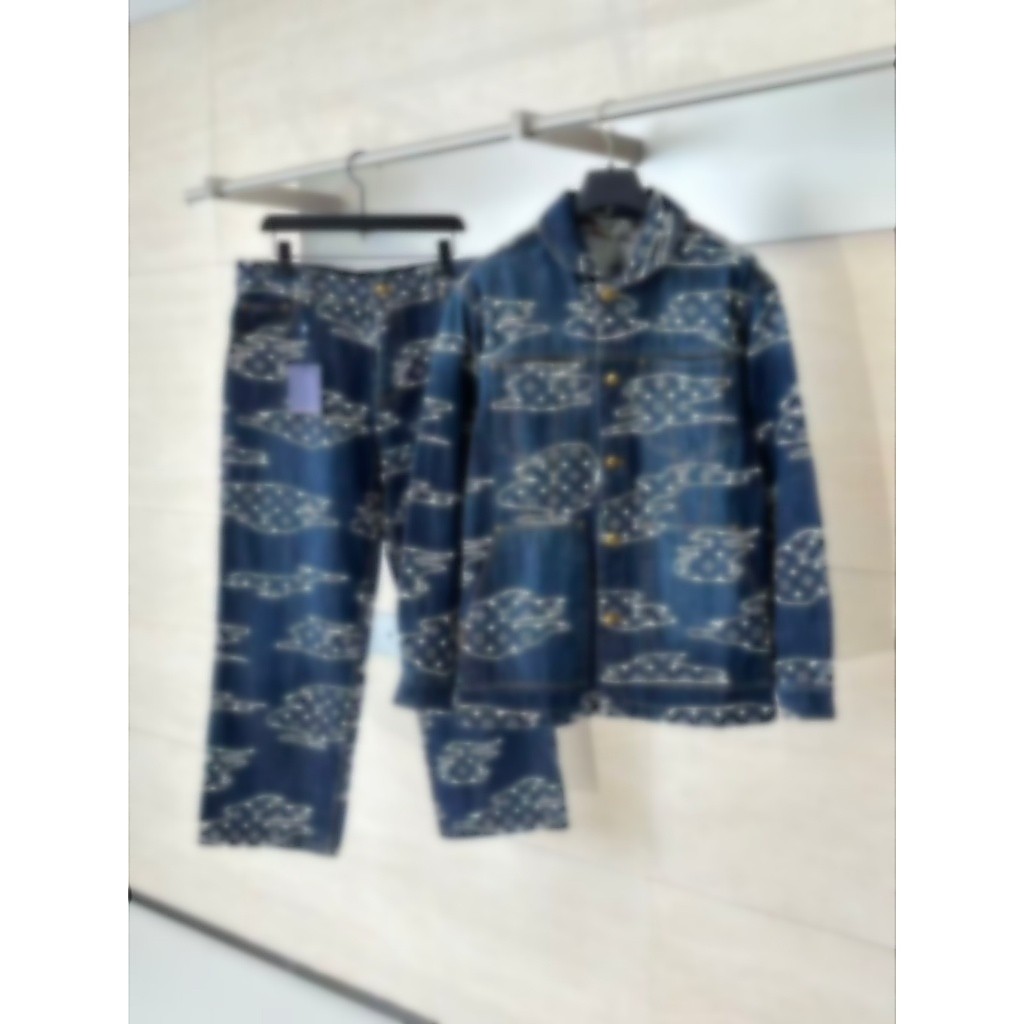 【Red L】เสื้อแจ็กเกต กางเกง 25FW ดูรูปเพิ่ม ติดต่อเรา คุณภาพสูง งานดี ส่ได้ทั้งชายและหญิง