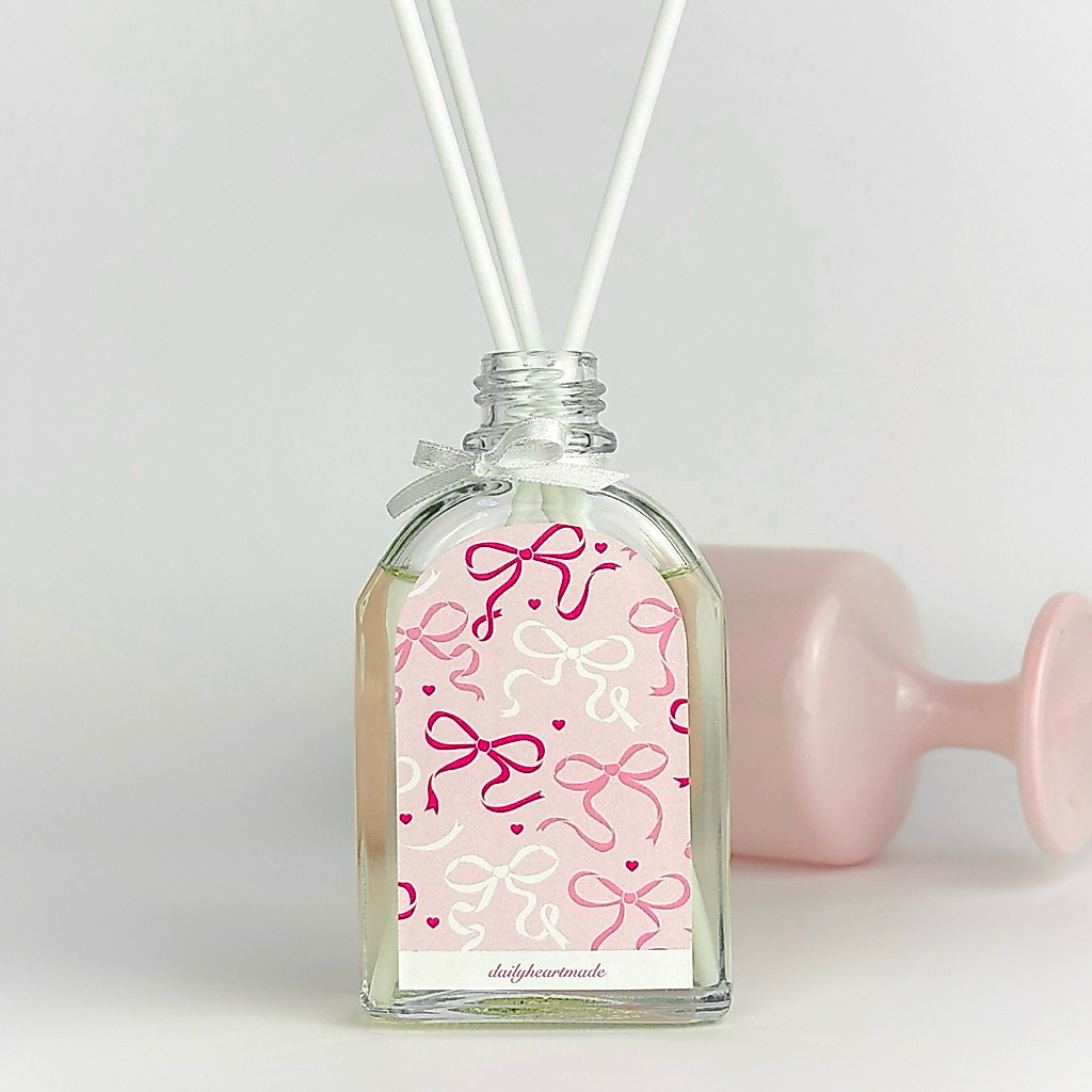 ♡ dailyheartmade | ก้านไม้หอม 105 ml (พร้อมก้าน) ใช้ได้นาน 4 เดือน กลิ่น Blossom Kiss (กลิ่นแพร์ พีช และเลมอน)