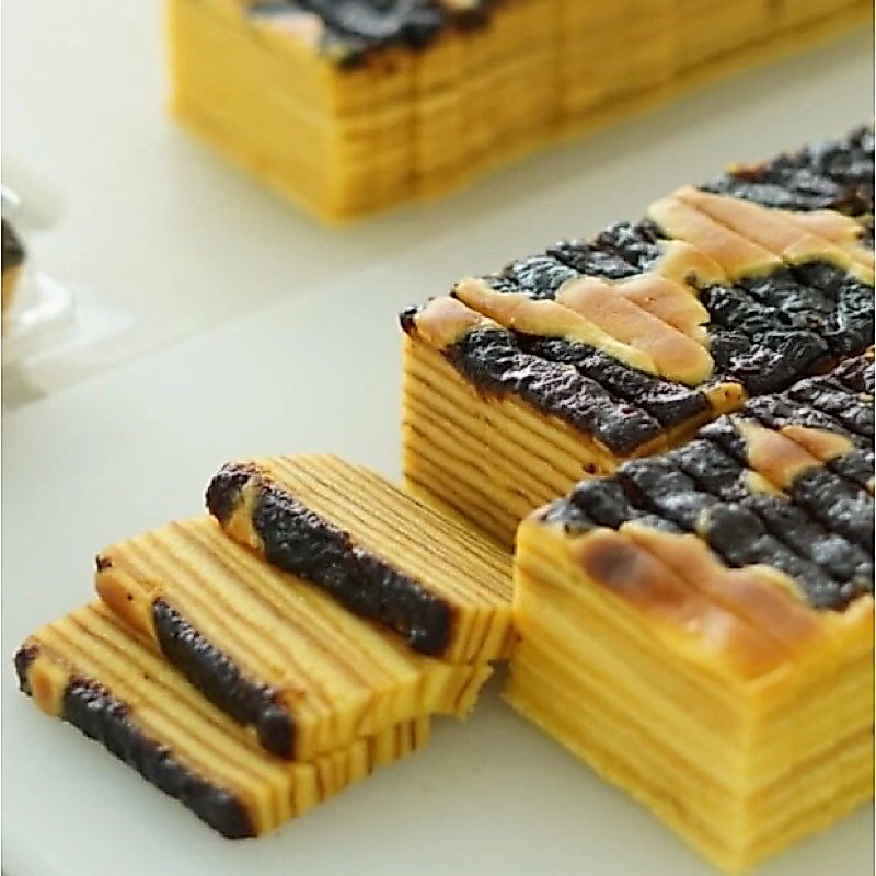 Lapis Legit - เค้กอินโด เค้กร้อยชั้น (Indonesian layer cake)
