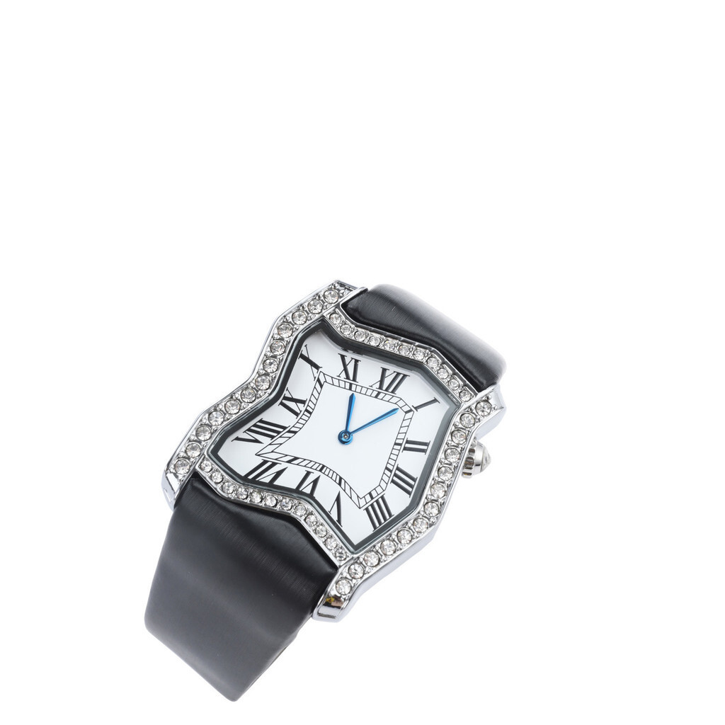 ขายร้อนKiosk Original SpecialShaped Twisted Square Tankสไตล์ยุโรปอเมริกันนาฬิกาหายากInsสไตล์เดียวกัน