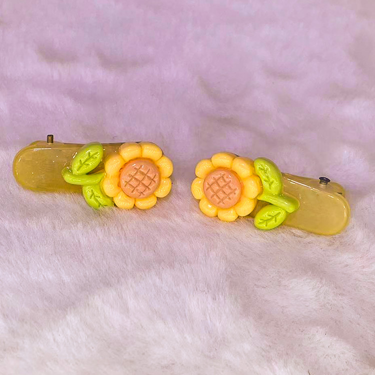 ร้านไทยพร้อมส่ง  (1คู่) กิ๊บติดผม กิ๊บ ดอกไม้ สีสันน่ารัก สดใส สำหรับเด็ก วัยรุ่น แฟชั่น สไตล์เกาหลี ราคา ถูกที่สุด ดีลบีเคเค แกลเลอรีภาพที่ 5