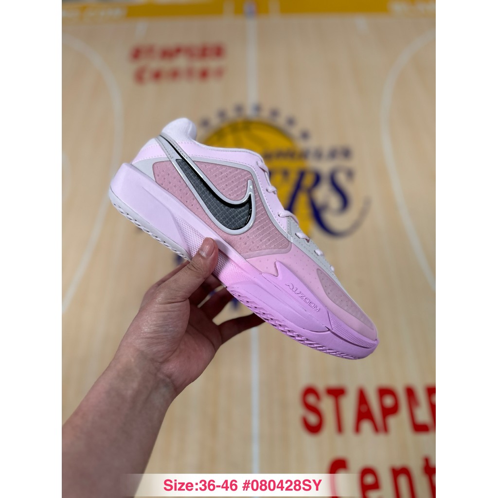 สปอต Nike Air Zoom GT Cut Cross GT รองเท้าบาสเก็ตบอลภูมิภาครุ่นที่ 3!