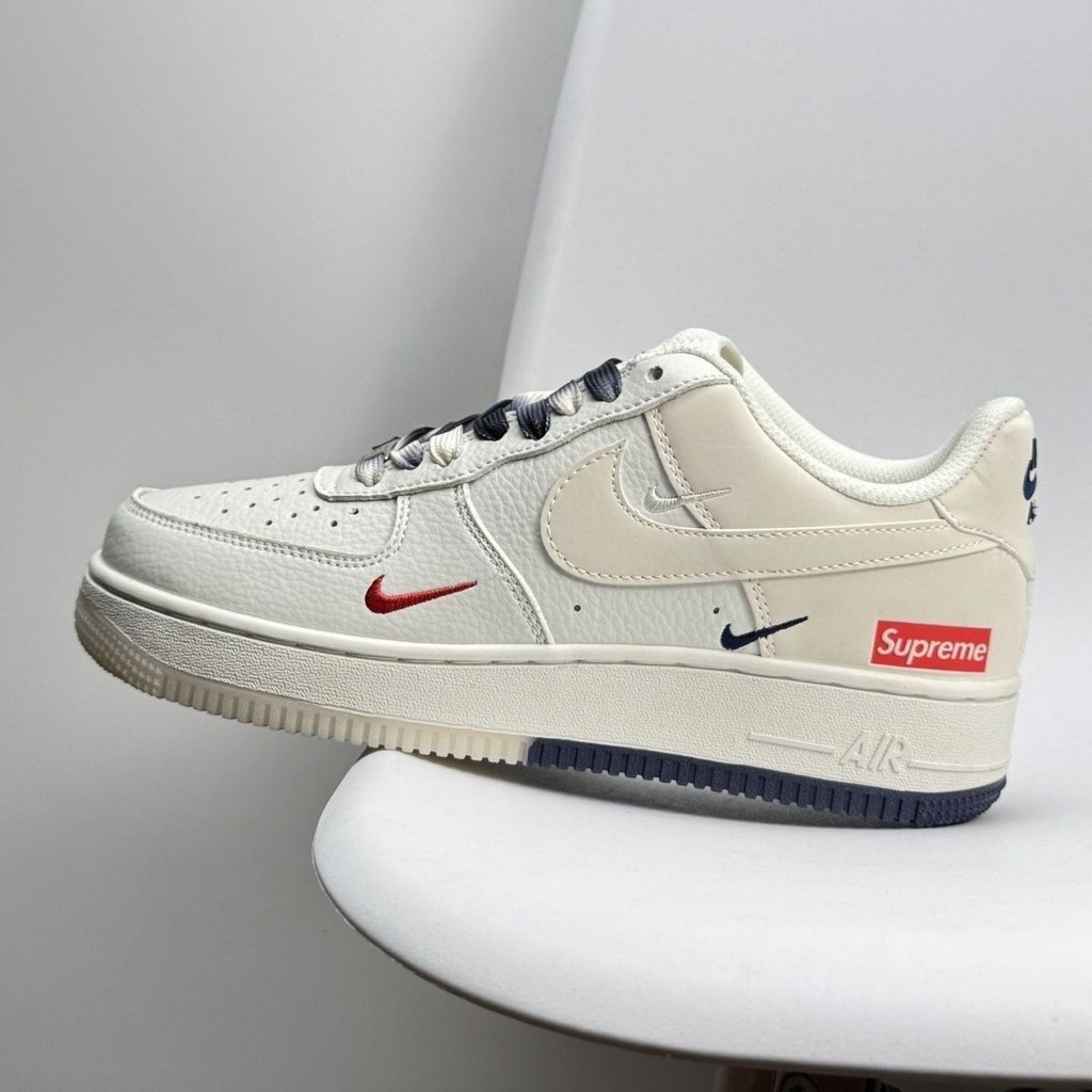 สีทึบกีฬากลางแจ้ง Chicago Co-Branded ผู้ชายผู้หญิงคู่ต่อสู้คู่อินเทรนด์ All-Match กีฬารองเท้าผ้าใบลํ