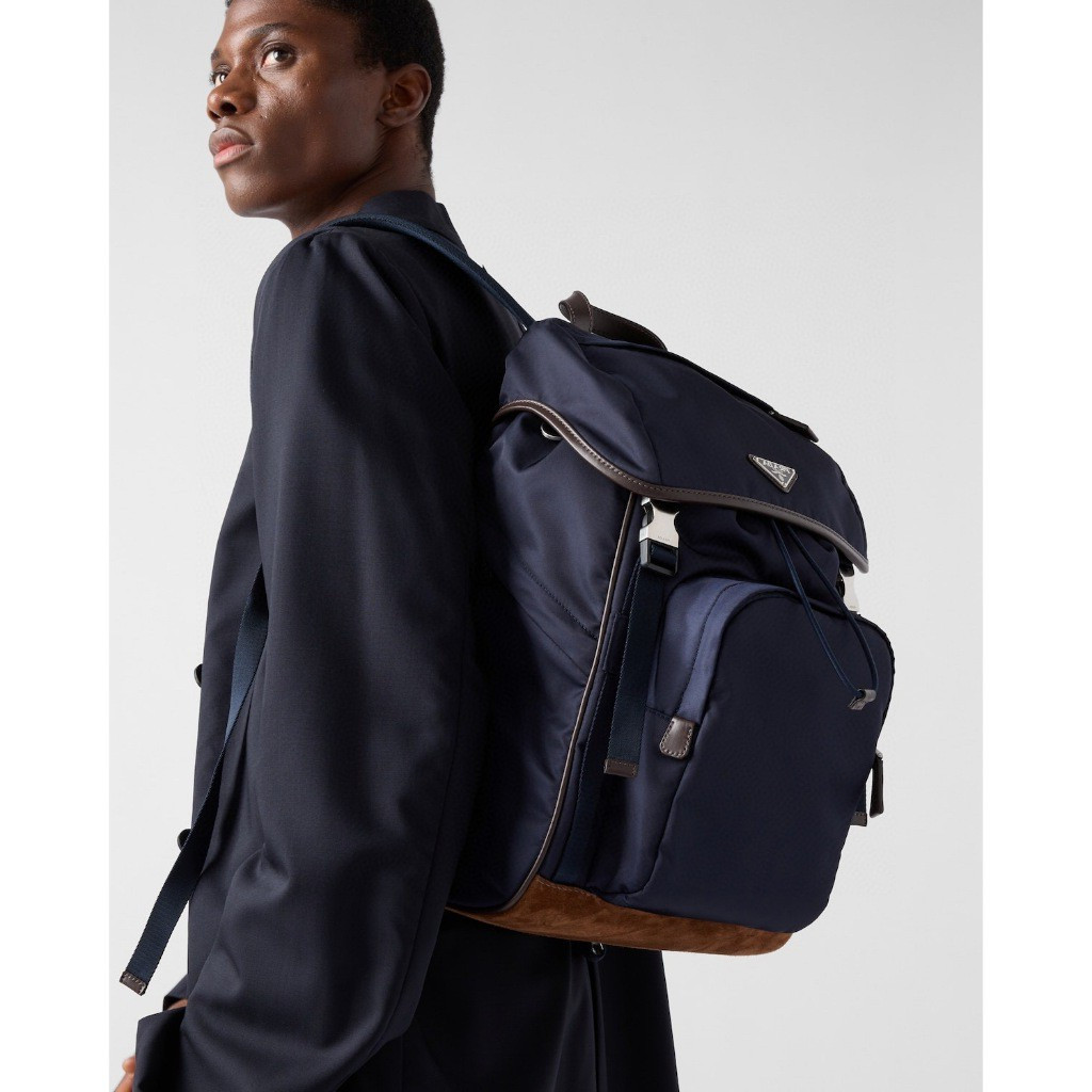 Pre order PPP 2VZ135A กระเป๋าเป้ไนลอน รุ่นใหม่ผู้ชาย หนังแท้ Nylon Size27*45*17cm