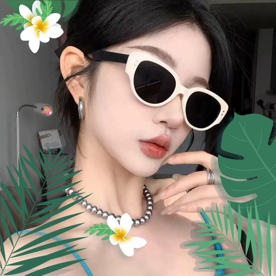 แว่นตากันแดดผู้หญิง Retro กรอบสแควร์ สีแดง ป้องกัน UV400 เหมาะสำหรับการถ่ายภาพ FQ2