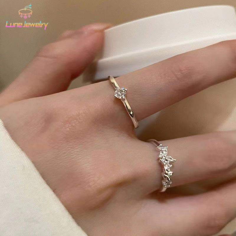 COD💖แหวนเปิดรูปผีเสื้อ Zircon สำหรับผู้หญิง แหวนนิ้วชี้เพื่อนซี้ระดับไฮเอนด์-Lune