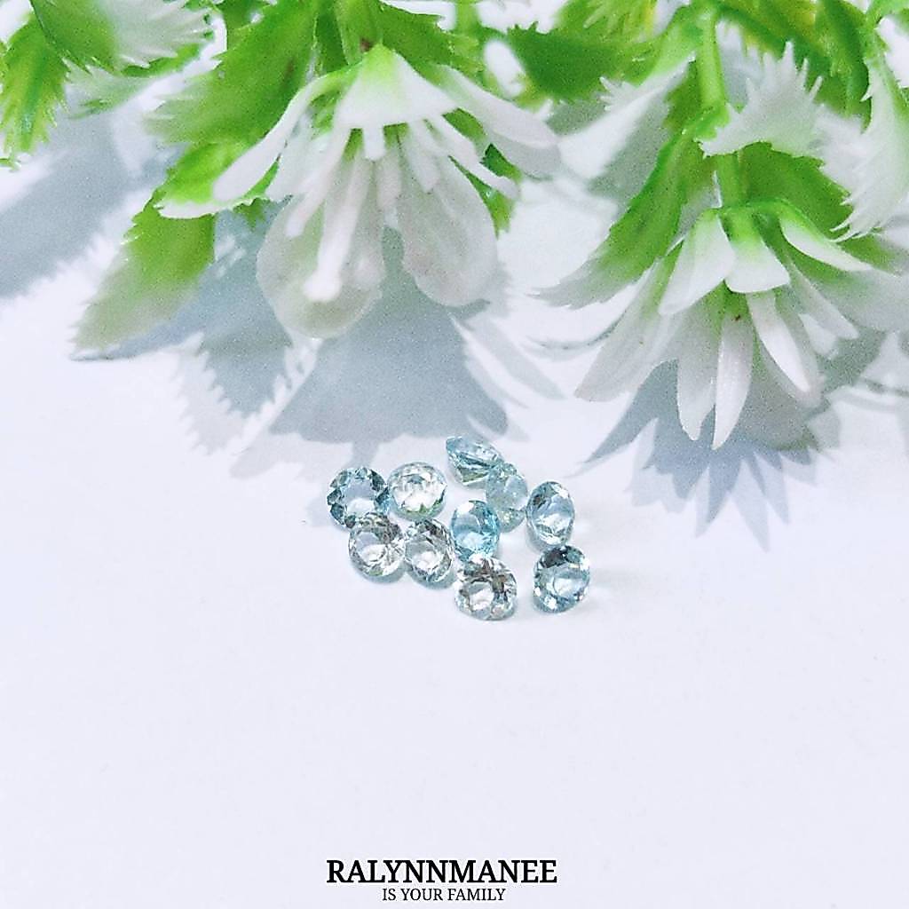 พลอยอความารีนแท้ ( Natural Aquamarine ) ขนาดพลอย 4 มิล ต้องการใบเซอร์ +250 บ. สอบถามเพิ่มเติมทางข้อความได้ค่ะ