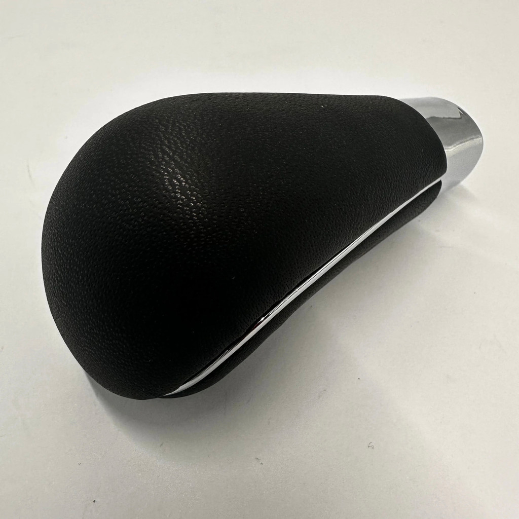 เกียร์รถเกียร์ Shift Knob หนังเกียร์อัตโนมัติสําหรับ Hyundai Sonata YF 2011 2012 2013 2014 467203ส20