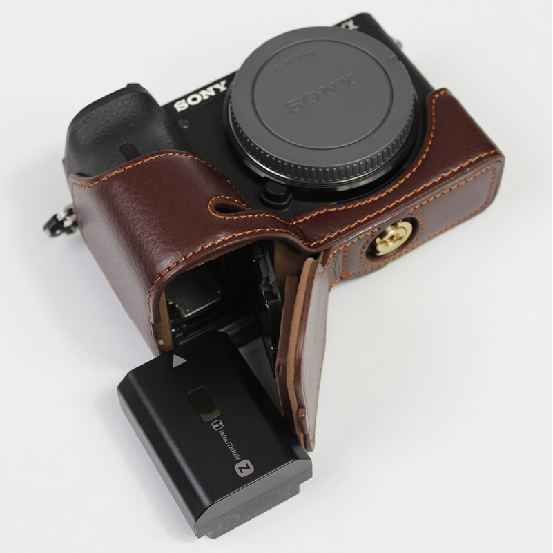 เหมาะสําหรับ sony A6600 กระเป๋ากล้องไหล่ Retro กระเป๋ากล้องซองหนัง sony ilce-a6600 ครึ่งฐานกรณี