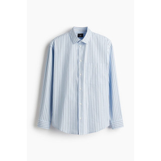 H&M(เอชแอนด์เอ็ม) เสื้อเชิ้ตผ้าป๊อปลินทรงหลวม ผู้ชาย 1289798…