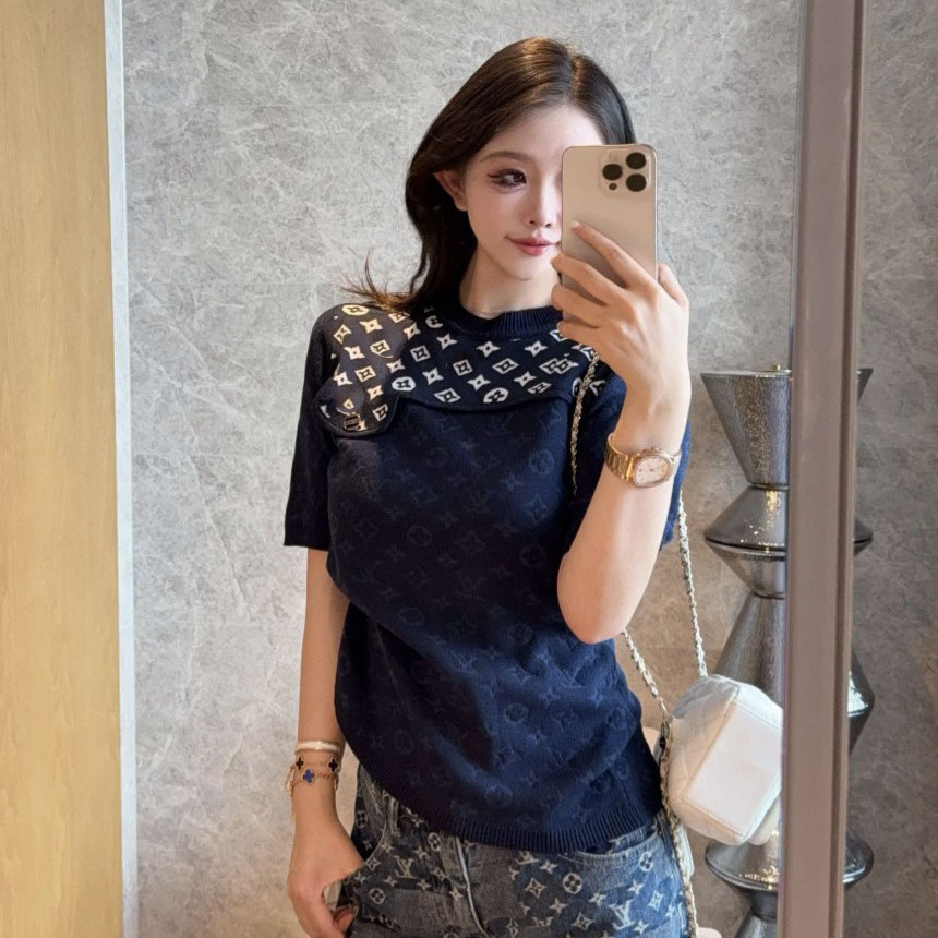 41ZB LOUIS #V 2025Early Autumn New logo Letter Classic Presbyopic Pullover Long Sleeve